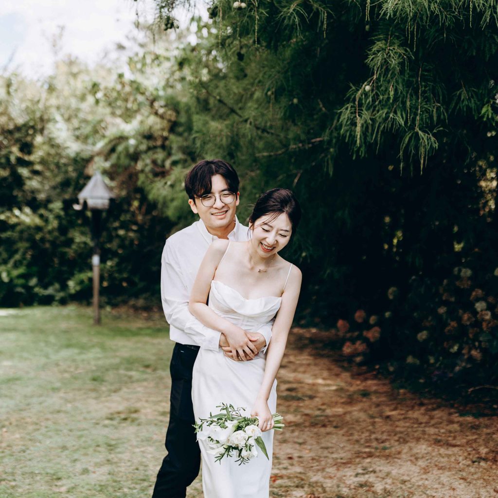 Hannah & Leon's intimate portraits after the ceremony