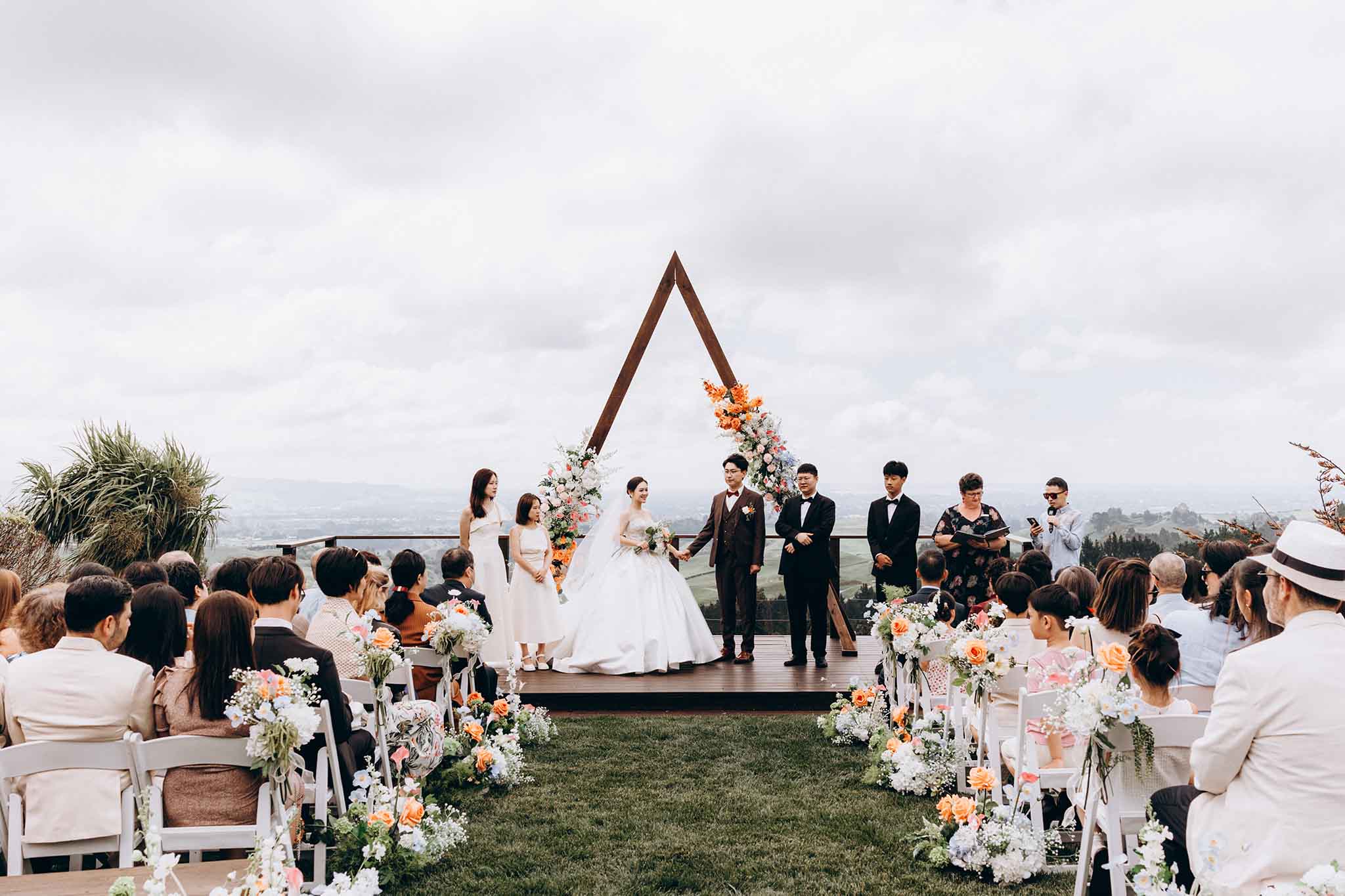nz-ifusion-wedding-ceremony-aisle-flower-13