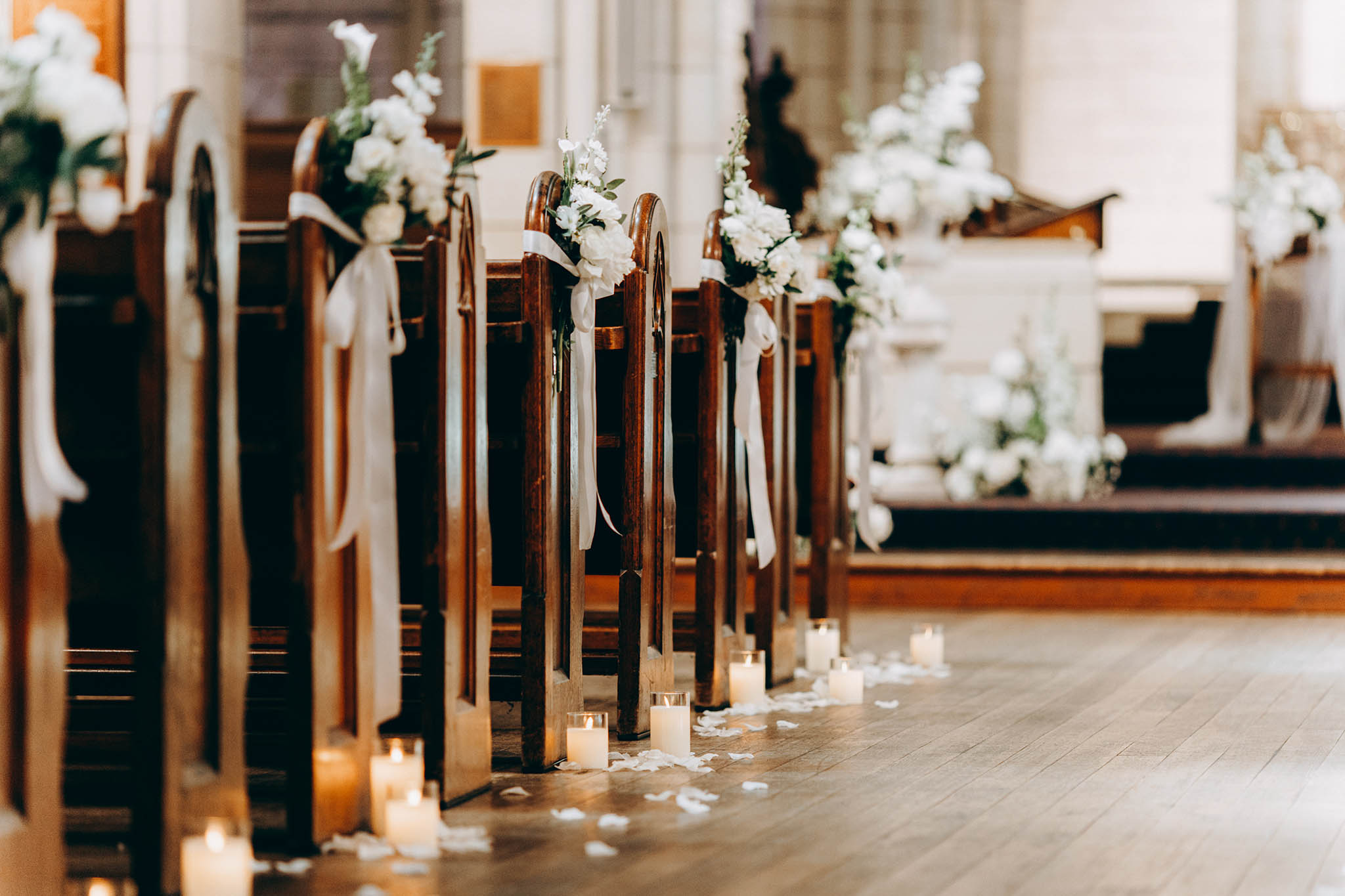 nz-ifusion-wedding-ceremony-aisle-flower-9