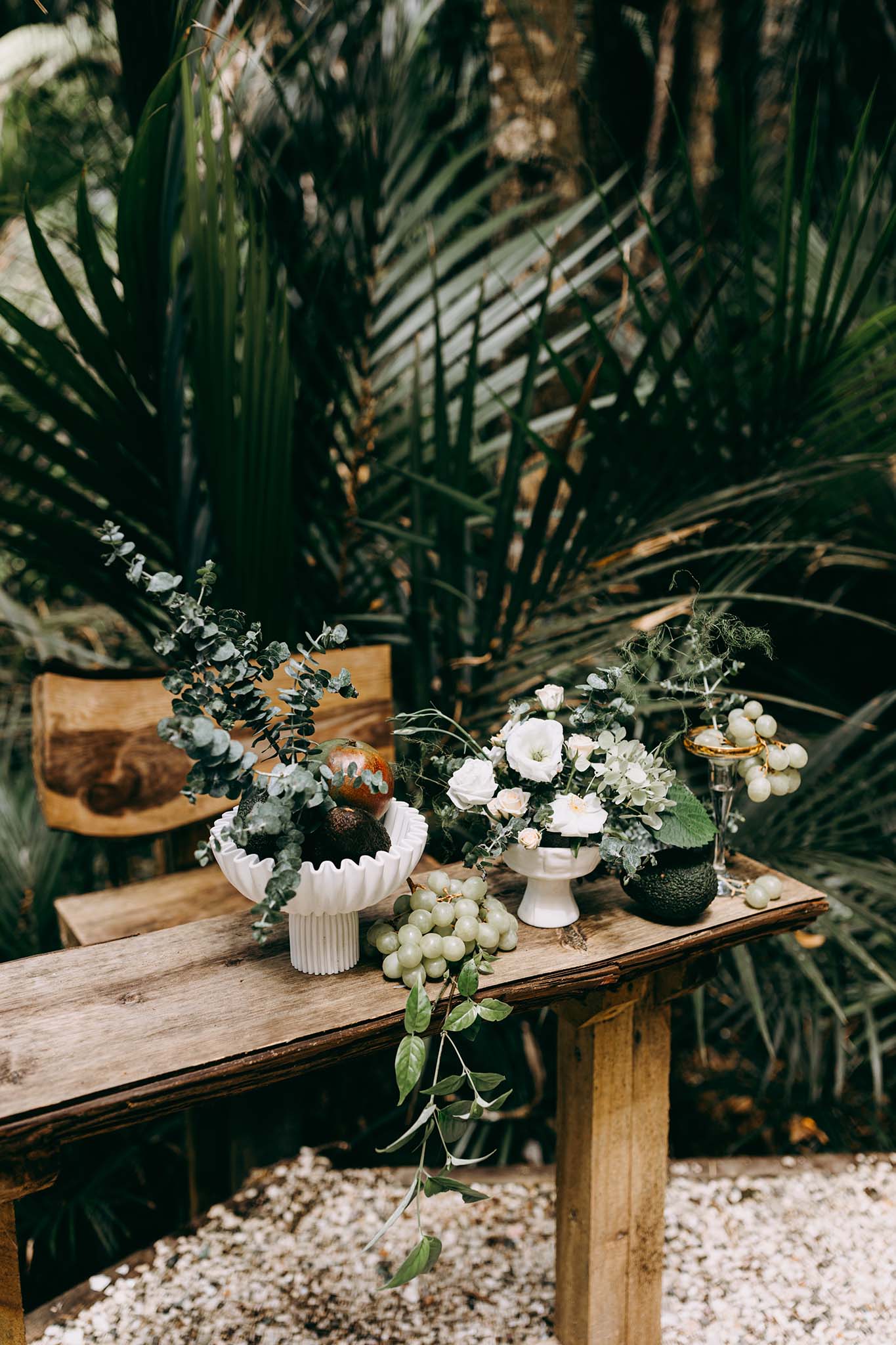 nz-ifusion-wedding-signing-table-florals-5